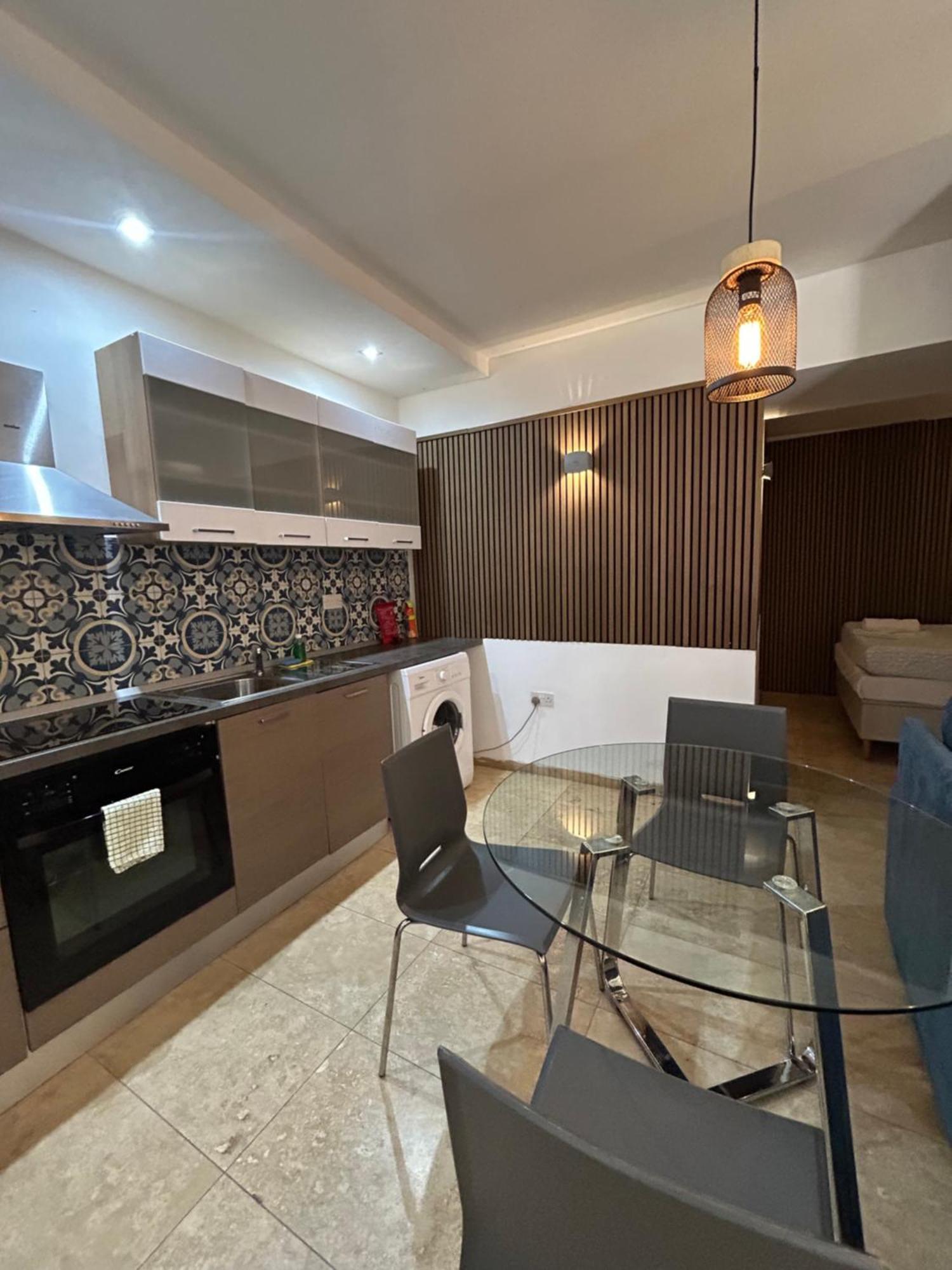 Ursula Apartments Self Catering Studios And 1-Br In Central Valletta By Tritoni Hotels Екстериор снимка
